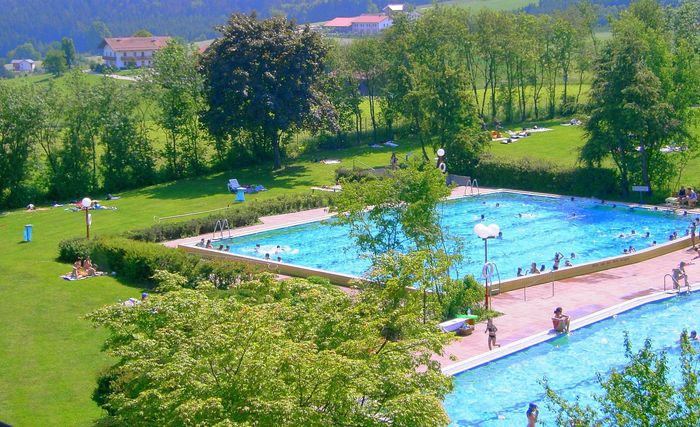 Christelijk vakantiepark Beieren zwembad 00
